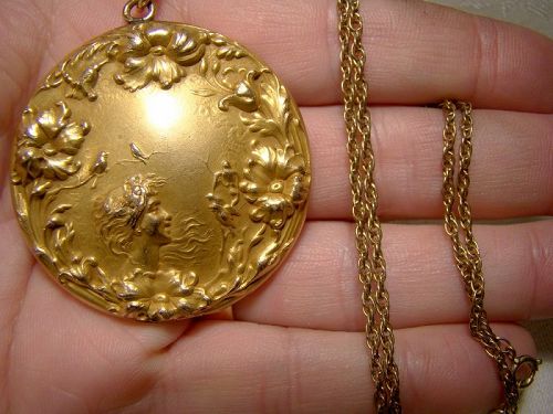 Ornate Art Nouveau Gold Filled Photo Locket on Chain Necklace