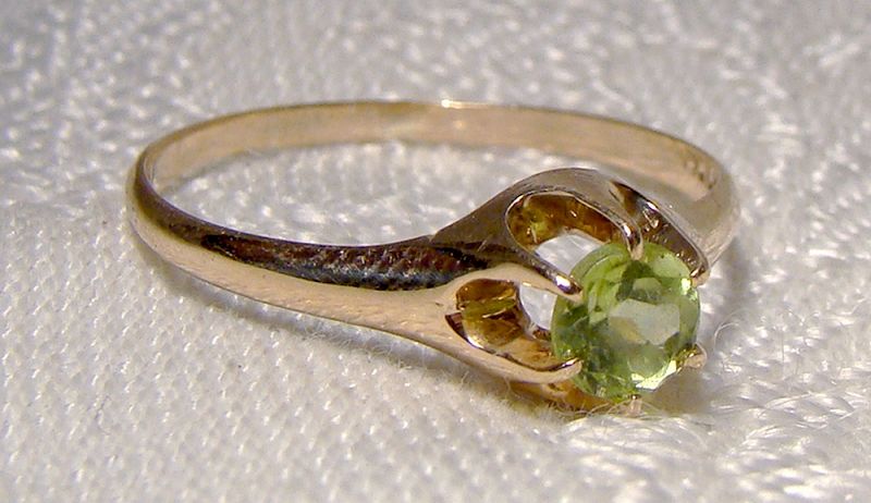 10K Rose Gold Peridot Solitaire Ring 1920-30 - Size 7
