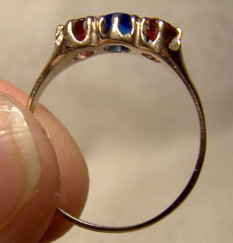 10K Yellow Gold Two Garnets and Blue Glass Stone Ring 1900 -Size 6-1/4