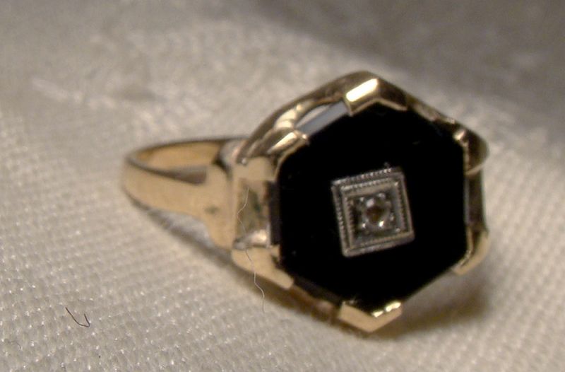 10K Yellow Gold Black Onyx and Diamond Hexagon Ring 1930s - Size 7-1/4