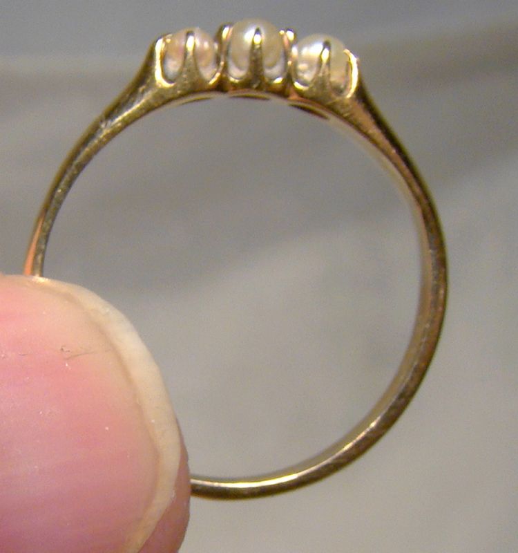 Edwardian 10K Three Pearls Row Ring 1900-1910 - Size 6-1/2