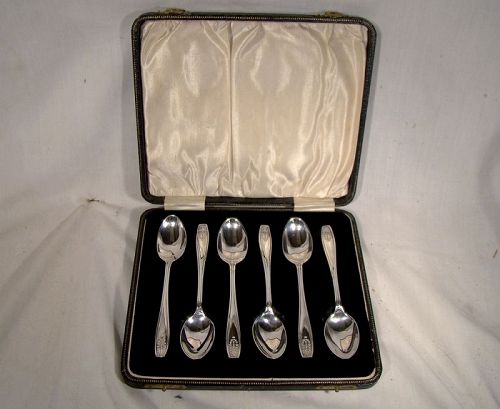 English Sterling Silver Coffee Spoons Set in Original Fitted Box 1927