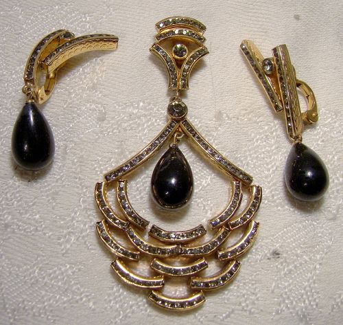 GERMAN GREY RHINESTONE & GLASS DROP PENDANT & EARRINGS SET 1950s