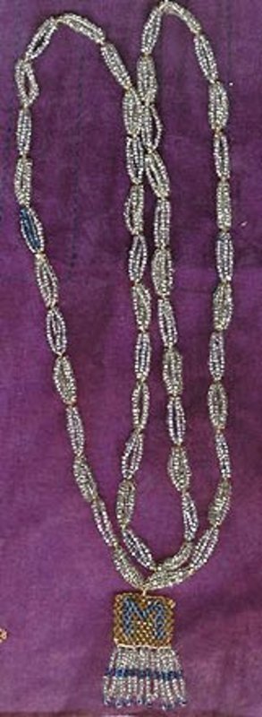 Beautiful Long GLASS BEADED FLAPPER NECKLACE c1920s