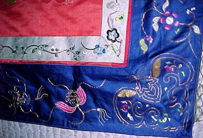 Antique CHINESE EMBROIDERED SILK BED VALANCE Xuantong