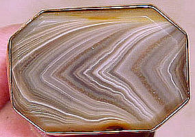 9K SCOTTISH BANDED AGATE BROOCH c1880s