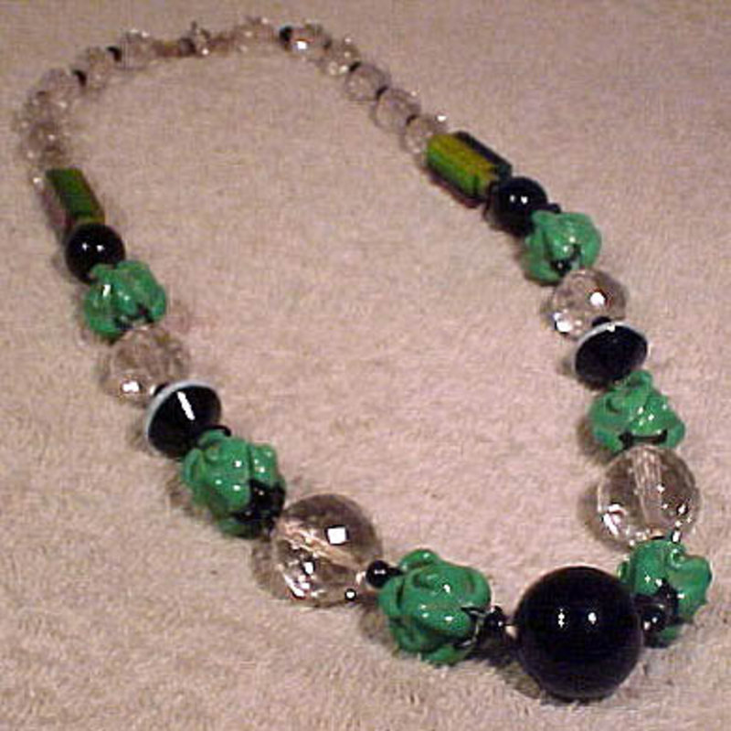 Czech STRIPED CRYSTAL & HANDBLOWN ROSES GLASS NECKLACE