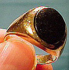 10K MAN'S ONYX SIGNET RING c1950-60