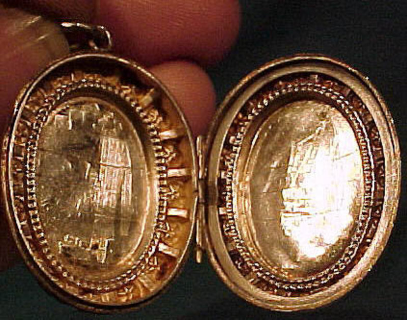 AESTHETIC STERLING &amp; 2 COLOUR GOLD PHOTO LOCKET c1884