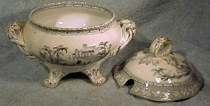 GRAY TRANSFER COVERED SAUCE DISH 1830-1850