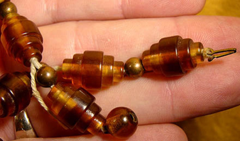 INDUSTRIAL DECO CELLULOID &amp; BRASS NECKLACE c1920-30