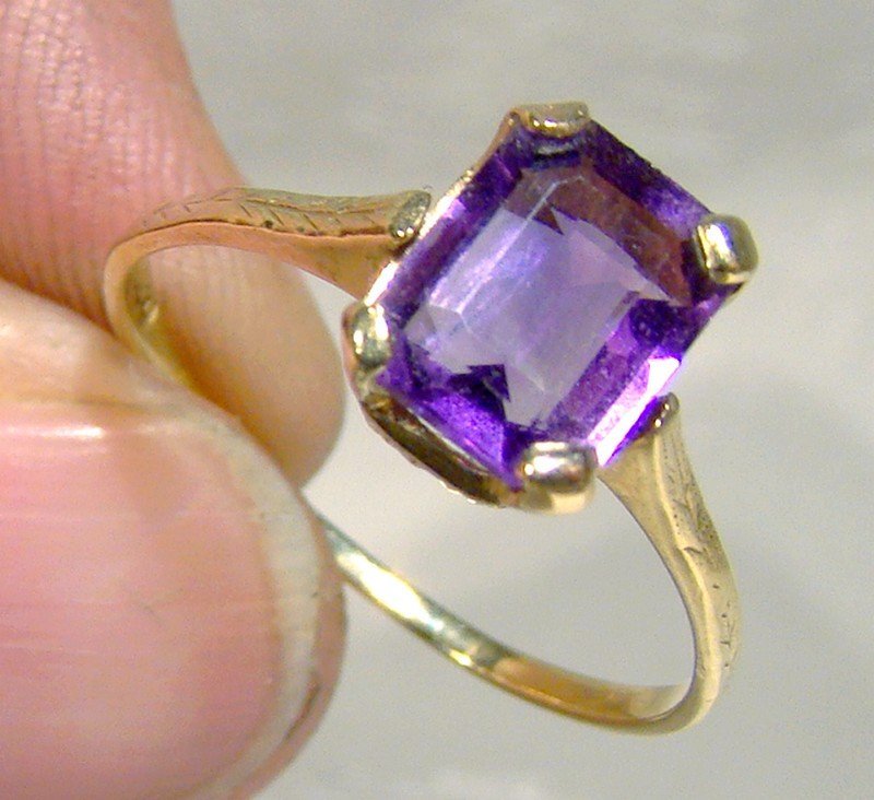 ART DECO 10K AMETHYST RING 1930s