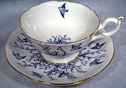 Decorative COALPORT 6368A FLYING BIRDS CUP &amp; SAUCER