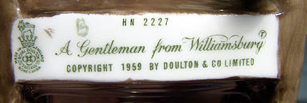 Royal Doulton A Gentleman From Williamsburg HN2227 Figurine 1960-83