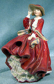 Royal Doulton TOP OF THE HILL HN1834 FIGURINE