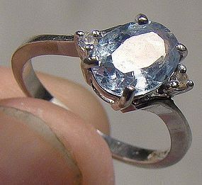 10K White Gold BLUE OVAL TOPAZ RING 1960 Size 6-1/4