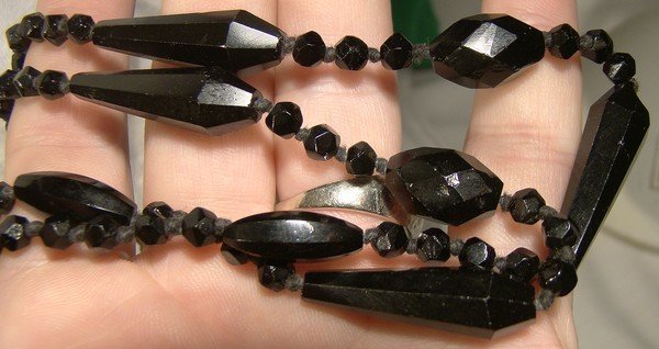 Victorian 58&quot; FRENCH JET NECKLACE c1885-1900