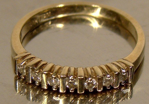 Vintage 10K DIAMONDS ROW BAND RING c1970