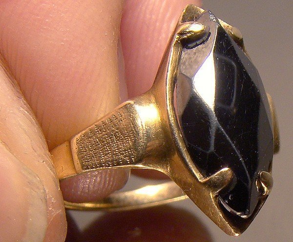 10K BLACK ALASKAN DIAMOND HEMATITE RING c1950s-60s