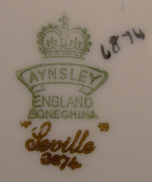 Aynsley Seville 6874 Cobalt Blue Gold Tea Cup and Saucer 1950s
