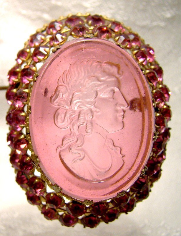 Czech Pink Intaglio Cameo Gilt Brass Rhinestone Glass Pin Brooch 1920s