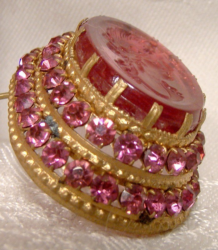 Czech Pink Intaglio Cameo Gilt Brass Rhinestone Glass Pin Brooch 1920s
