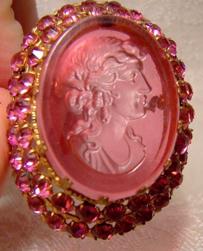 Czech Pink Intaglio Cameo Gilt Brass Rhinestone Glass Pin Brooch 1920s