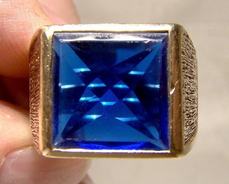 10K Man's Synthetic Blue Sapphire Ring 1950s 10 K Modernist Size 9-3/4