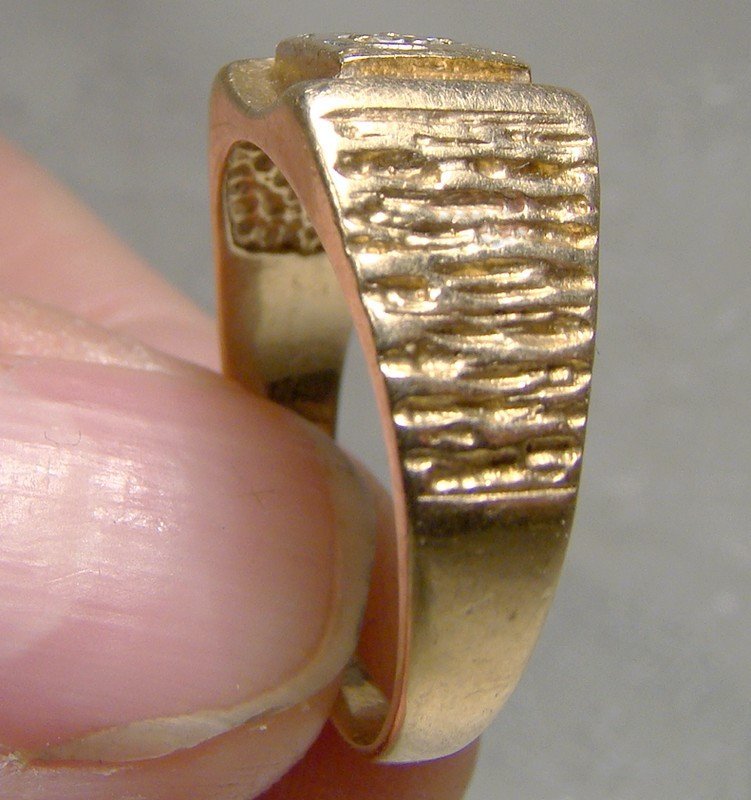 Man's 10K Yellow Gold Diamond Sculpted Ring 1960s - Size 9-1/2