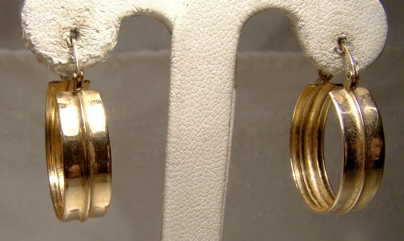 10K Yellow Gold Classic Style Hoop Earrings 1980s - Plain and Simple