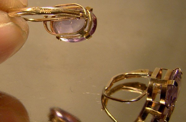 10K Yellow Gold Amethyst Earrings 1960s-70s - Leverback Pierced