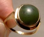 10K Yellow Gold Nephrite Jade Cabochon Ring 1960s - Size 7-1/2