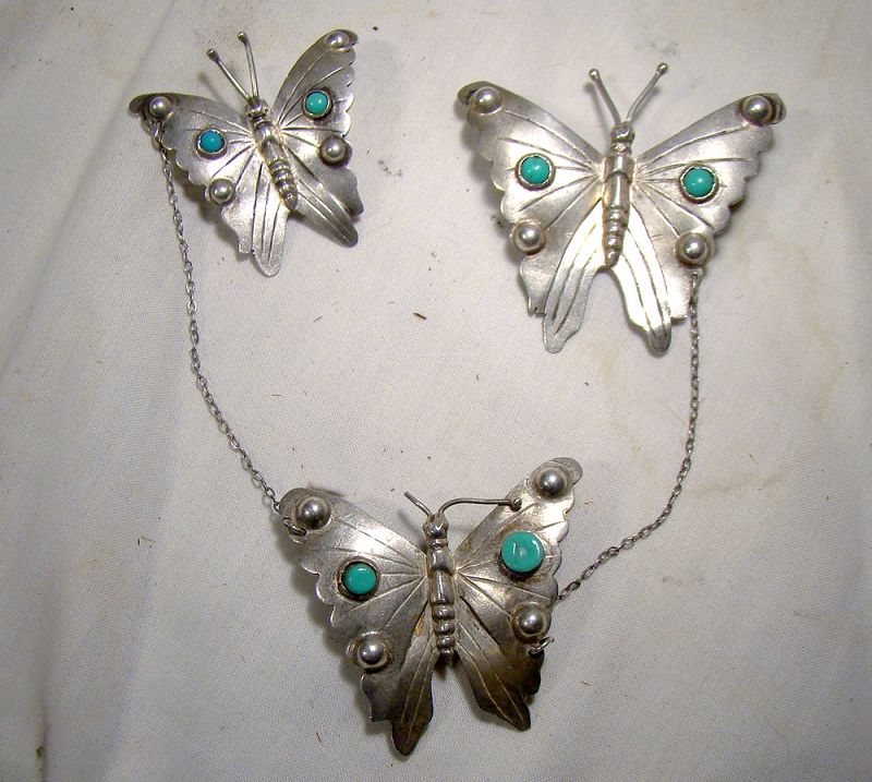 1930s MEXICAN STERLING THREE BUTTERFLY SWAG or SWEATER BROOCH