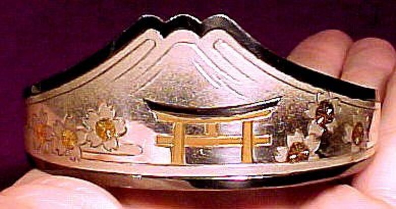 JAPANESE STERLING &amp; GOLD INLAY BANGLE