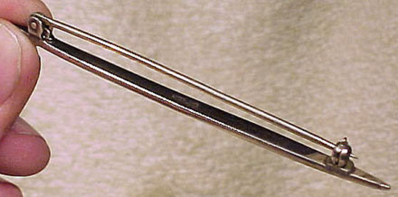 EDWARDIAN STERLING GRADUATED PEARLS BAR PIN c1910