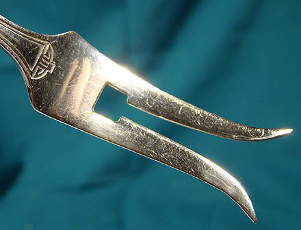 Wallace CARTHAGE Sterling 2 TINE BUTTER PICK c1917