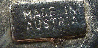 Flashy AUSTRIAN PURPLE RHINESTONE PIN c1950s-60s