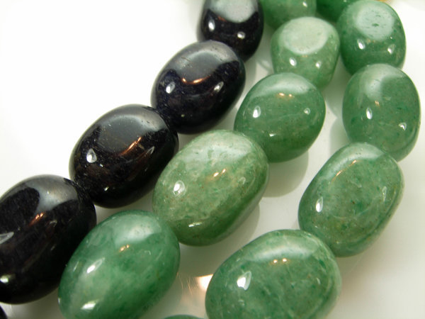 80s Yves Saint Laurent Drop Necklace Green Agate Beads
