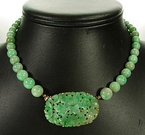 C 1930 Chinese Jade 14KT Gold Carved Beaded Necklace