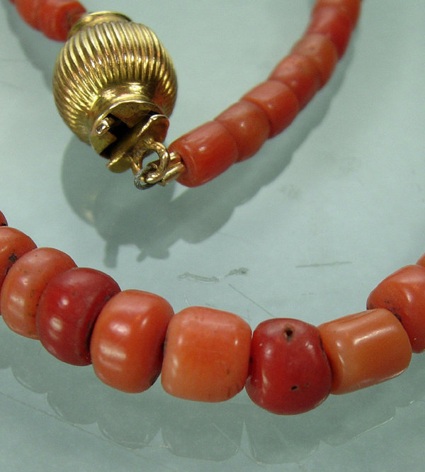 Dainty Antique Victorian Carved Coral 14K Gold Necklace
