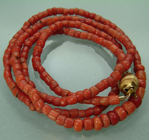 Dainty Antique Victorian Carved Coral 14K Gold Necklace