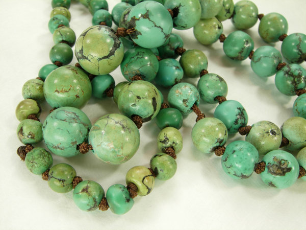 C 1900 Chinese Turquoise Graduated Beads Necklace
