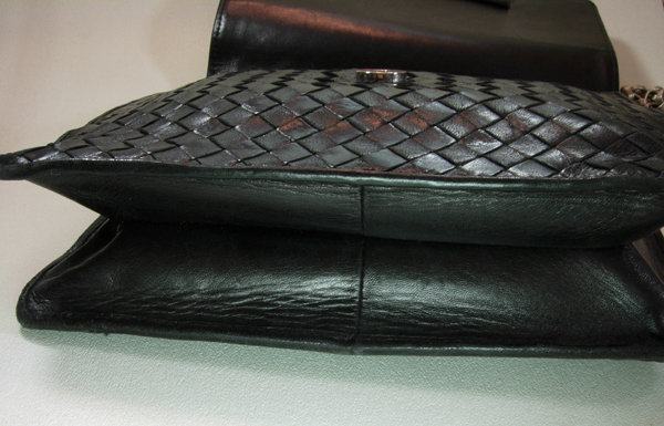 Bottega Veneta Nero Intrecciato Medium Shoulder Bag