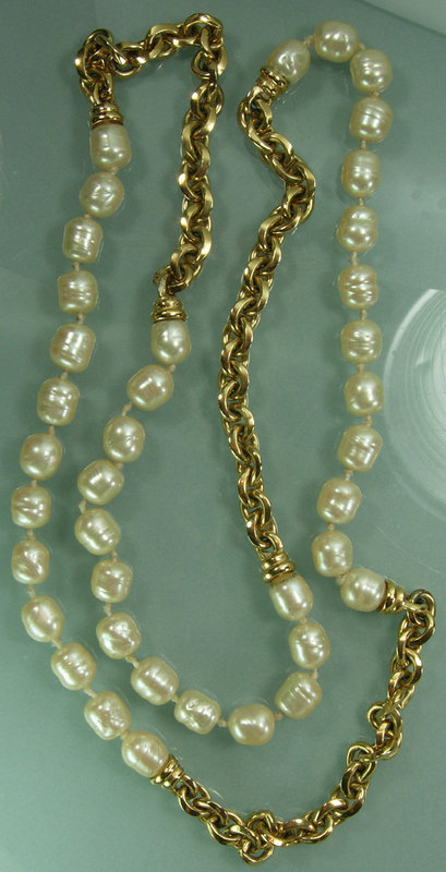 French Glass Pearls Chain 42 Inch Sautoir Attr Chanel