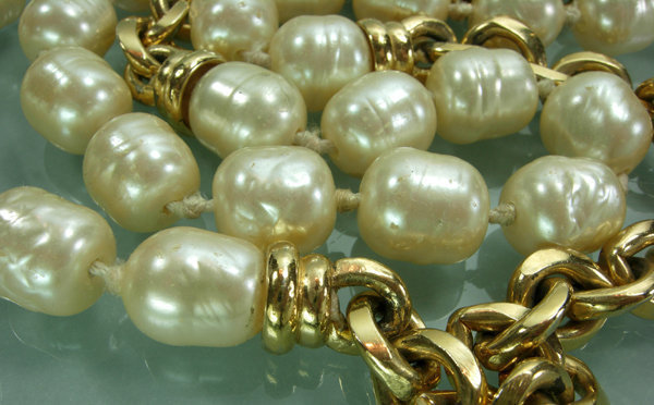 French Glass Pearls Chain 42 Inch Sautoir Attr Chanel