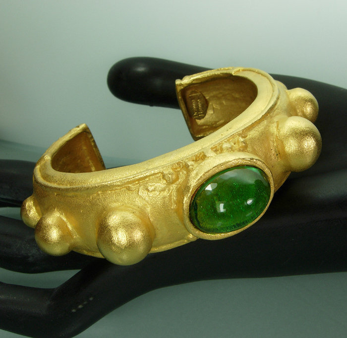 80s Deanna Hamro Green Gripoix Glass Barbaric Bracelet