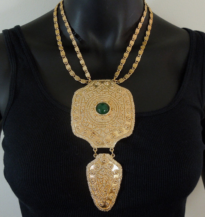 70s Napier Huge Nomadic Necklace Green Glass Stone