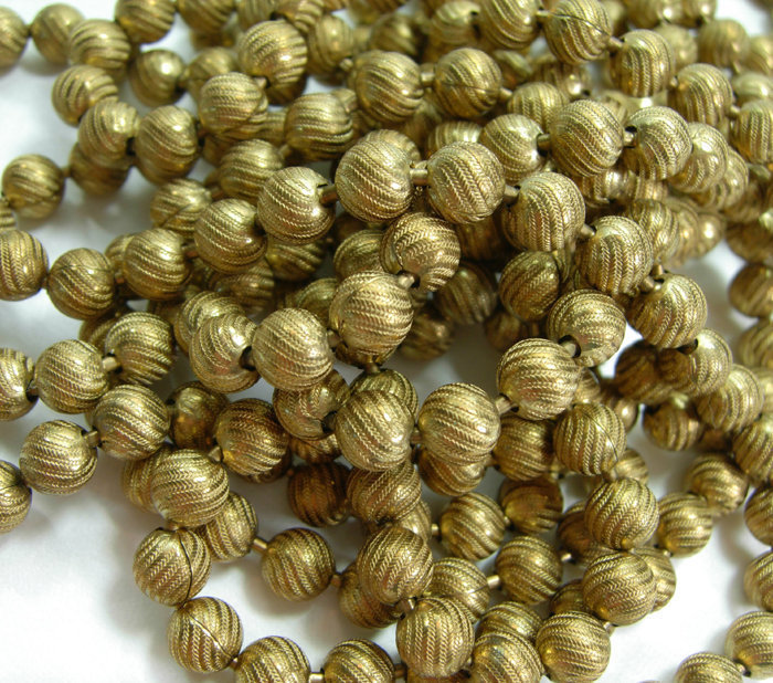 Cascading 70s French Fluted Bead Chain 88 In. Necklace