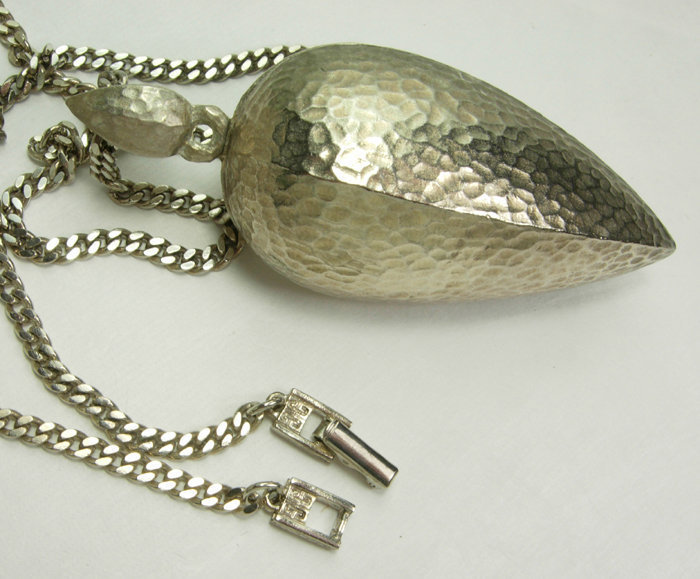 1970s Givenchy Modernist Necklace Hammered Pendant