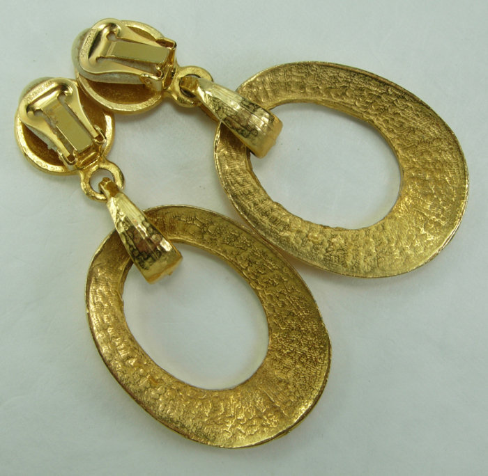 1980s Barbaric Style 3+ Inch Hammered Goldtone Earrings